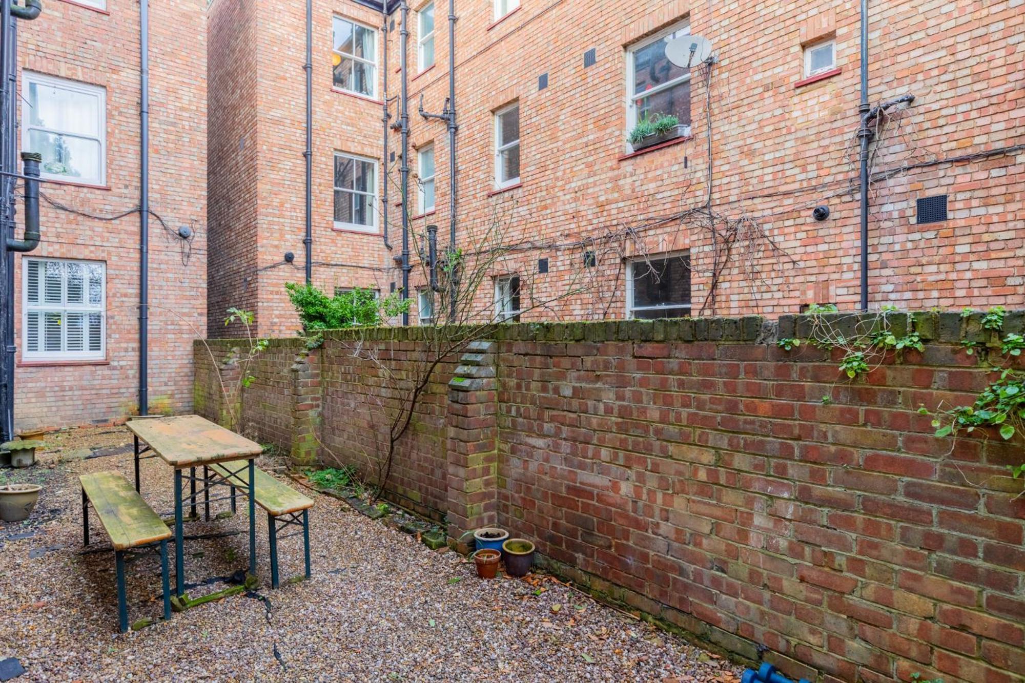 Spacious 3bd Flat W Garden Near Clapham Common Appartamento Londra